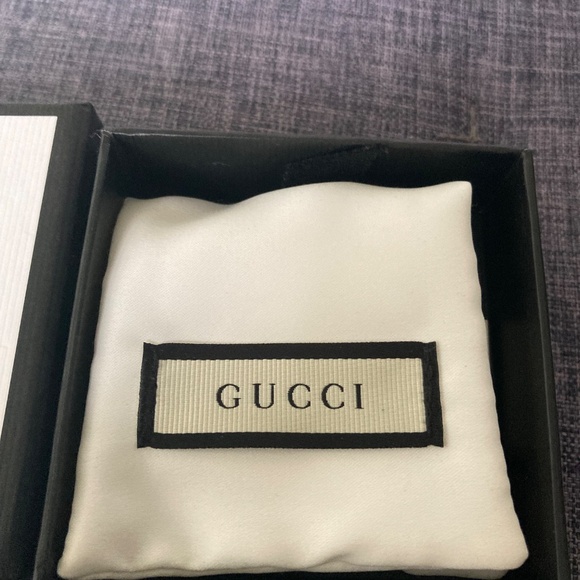 Authentic GUCCI Sterling Bracelet and Stainless Steel Heart Studs - Picture 13 of 15